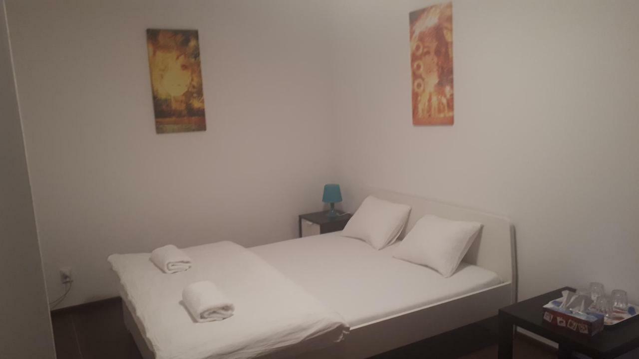 Apartman - Sukromie V Meste Bratislava Eksteriør bilde